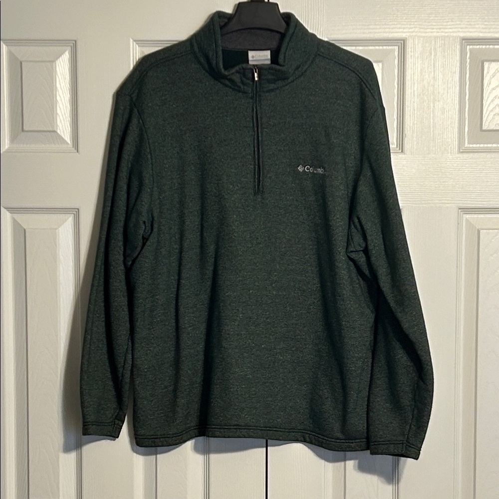 Columbia Men's Hunter Green Sweatshirt